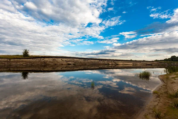 Panoramic View Riverbank Reflections White Fluffy Clouds Blue Sky Mirror — Stock Photo, Image