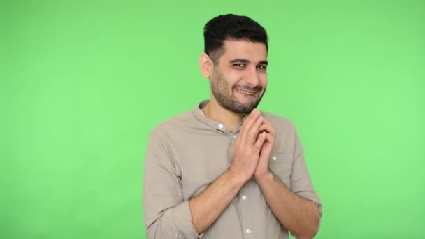 Hombre Astuto Astuto Con Cerdas Camisa Mirando Con Astuta Sonrisa — Vídeos de Stock