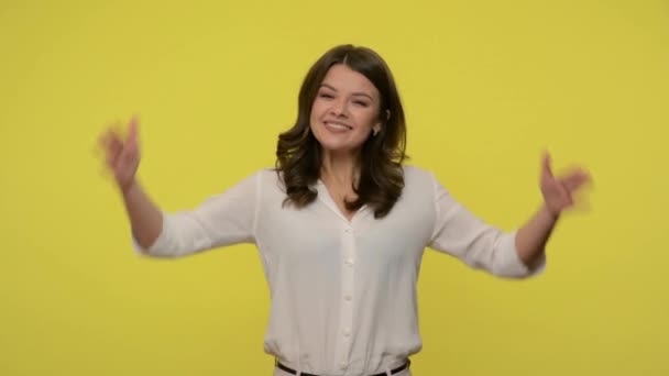 Friendly Charming Woman Brunette Hair Blouse Making Roof Gesture Arms — ストック動画