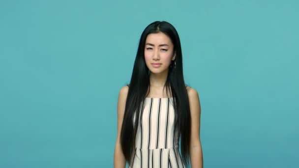 Capture Moment Asian Woman Long Straight Black Hair Looking Photo — Stock Video