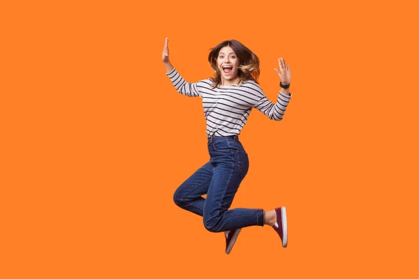 Portrait of extremely excited pretty woman with brown hair in lo — Stock Photo, Image