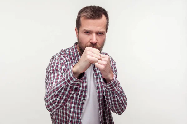 Let's fight! Portrait of serious angry bearded man ready to punc — Stock Photo, Image