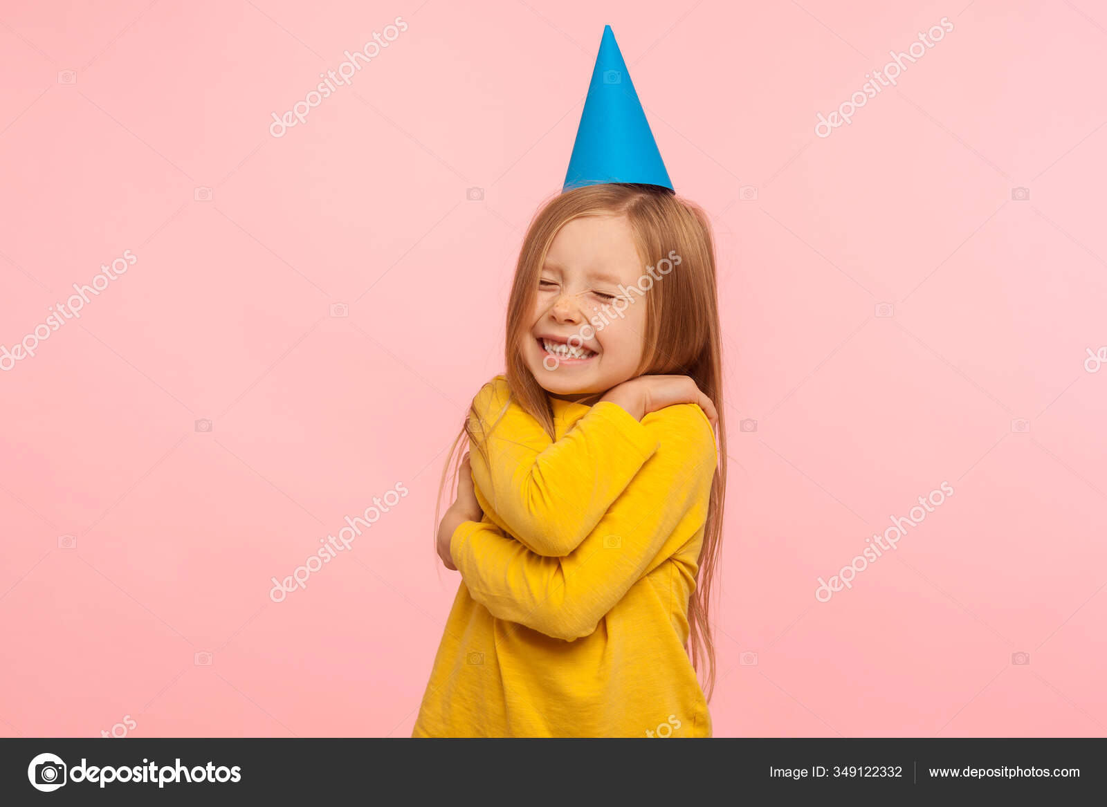 Fascinating Lovely Cute Little Girl Funny Party Cone Head