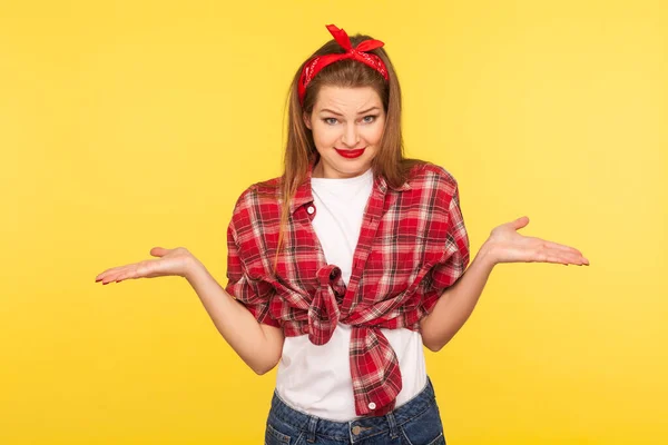 Estoy Confundido Respuesta Retrato Chica Incierto Pinup Desconcertado Camisa Cuadros — Foto de Stock