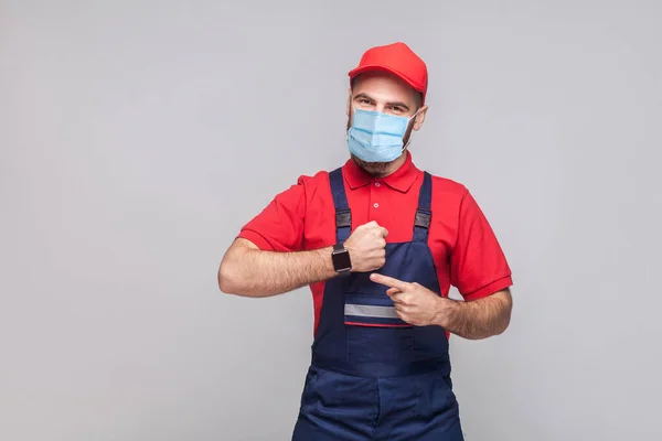 Ontime Young Man Surgical Medical Mask Blue Overall Red Shirt — Stock Photo, Image