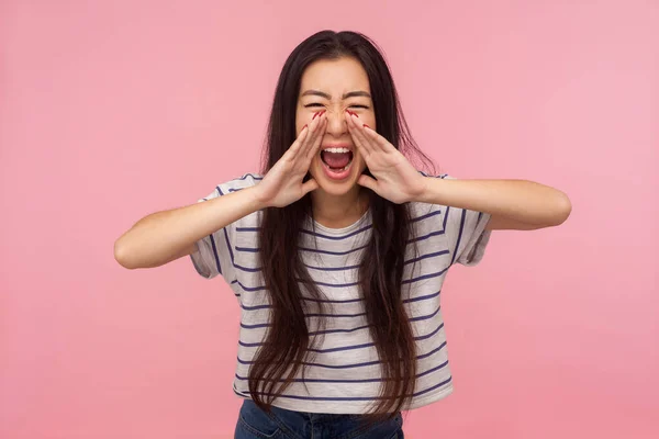 Attention Important Message Portrait Aggressive Girl Long Hair Screaming Announcement — Stock Photo, Image