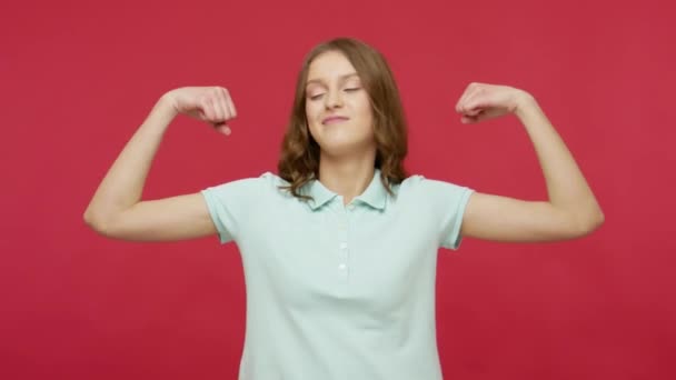 Suis Fort Indépendant Une Jeune Femme Pleine Confiance Soi Shirt — Video