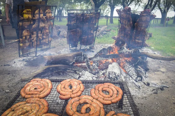 Barbecue Grilled Sausages Traditional Argentine Cuisine — Stock Photo, Image