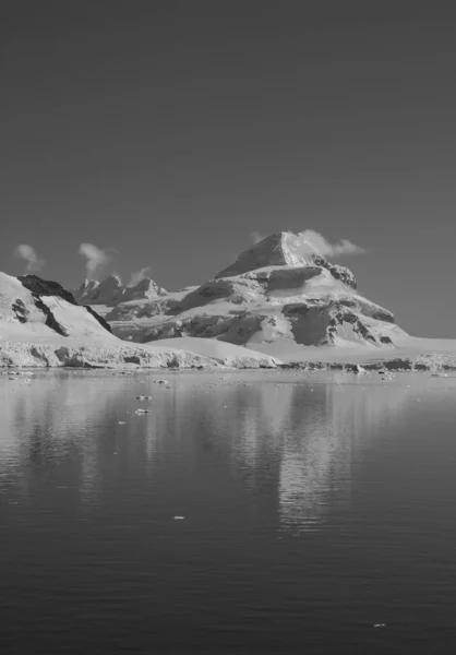 Paysage Des Montagnes Baie Paraiso Antarctique Pennsula — Photo