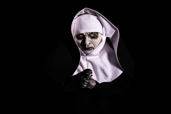 Korkunç rahibe. Cadılar Bayramı konsepti Korkunç. korku. — Stok fotoğraf