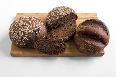 ekmek unu hamur siyah ekmek susam ile