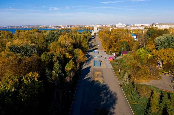 Ternopil 'in Ukrayna şehri. Havadan bakıldığında. Güzel manzara.