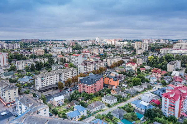 Ternopil 'in Ukrayna şehri. Havadan bakıldığında. Güzel manzara.