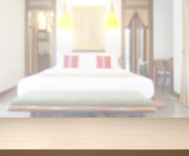 Masa üstü ve bulanıklık arka planda yatak odası