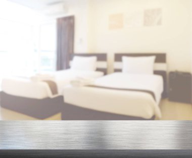 Masa üstü ve bulanıklık arka planda yatak odası