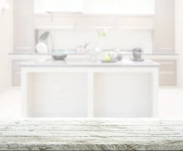 Mesa superior e sala de cozinha Blur de fundo — Fotografia de Stock