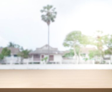 Top masa ve bina, arka plan bulanıklık