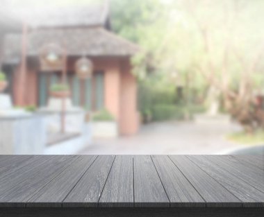 Top masa ve bina, arka plan bulanıklık