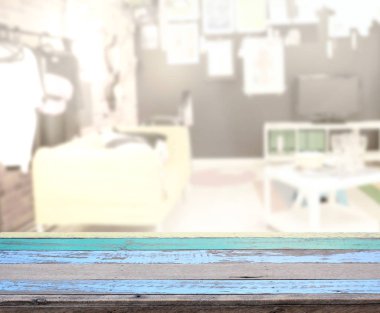 Arka planın Masa Üstü ve Bulanık Oturma Odası