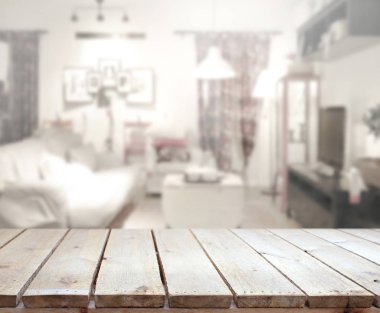 Arka planın Masa Üstü ve Bulanık Oturma Odası