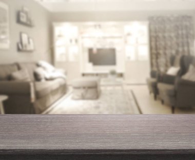 Arka planın Masa Üstü ve Bulanık Oturma Odası