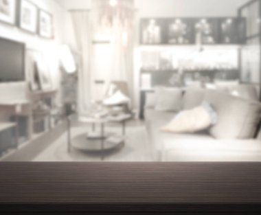 Arka planın Masa Üstü ve Bulanık Oturma Odası