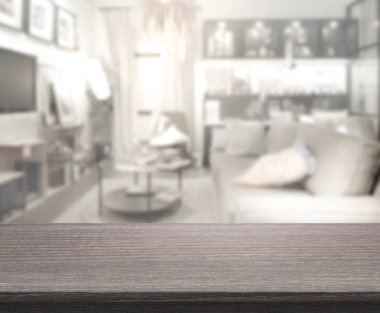 Arka planın Masa Üstü ve Bulanık Oturma Odası