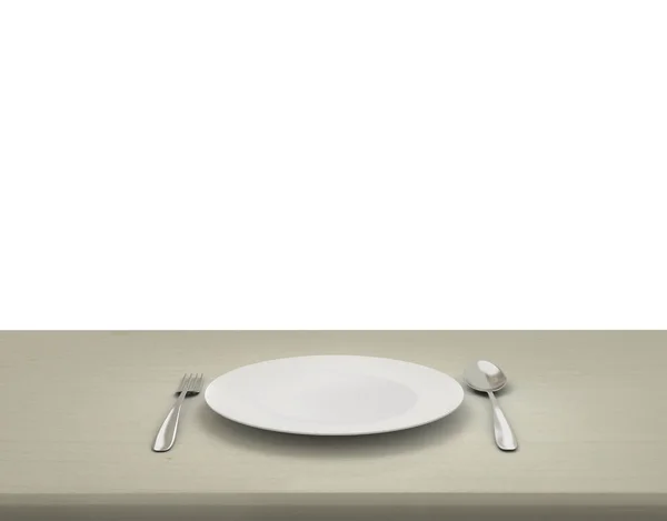 จานว่างบนโต๊ะบนพื้นหลังสีขาวแยก — ภาพถ่ายสต็อก