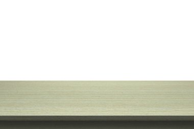 Ahşap masa üstü izole beyaz zemin üzerine