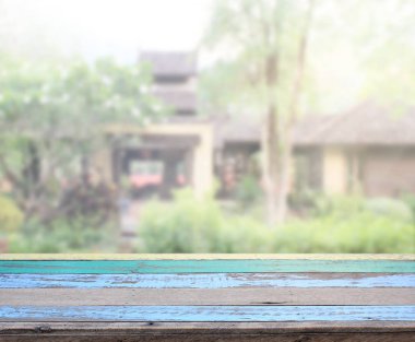 Top masa ve bina, arka plan bulanıklık