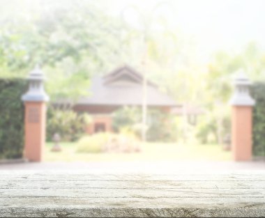 Top masa ve bina, arka plan bulanıklık