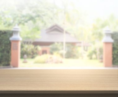 Top masa ve bina, arka plan bulanıklık