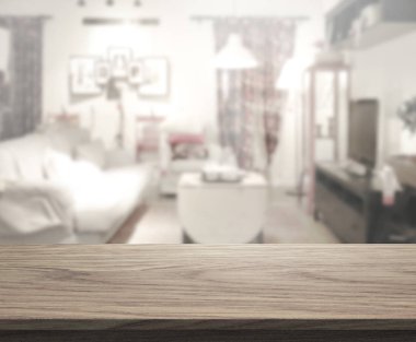 Arka planın Masa Üstü ve Bulanık Oturma Odası
