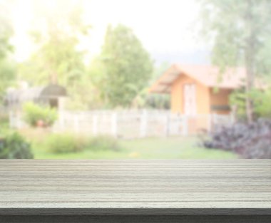 Top masa ve bina, arka plan bulanıklık