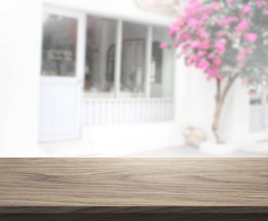 Top masa ve bina, arka plan bulanıklık