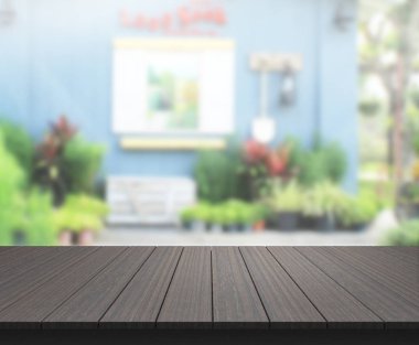 Top masa ve bina, arka plan bulanıklık