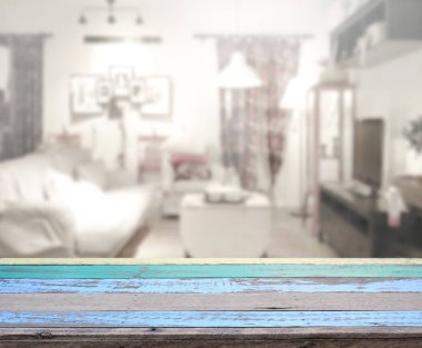 Arka planın Masa Üstü ve Bulanık Oturma Odası