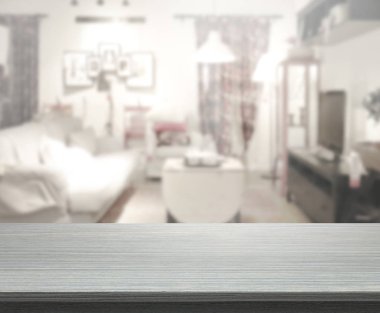 Arka planın Masa Üstü ve Bulanık Oturma Odası
