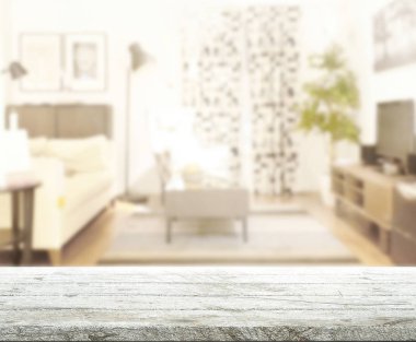 Arka planın Masa Üstü ve Bulanık Oturma Odası