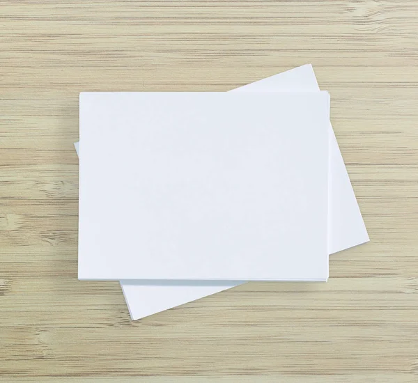 Libro Blanco sobre la madera Cuadro de antecedentes — Foto de Stock