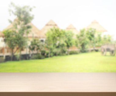 Top masa ve bina, arka plan bulanıklık