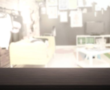 Arka planın Masa Üstü ve Bulanık Oturma Odası