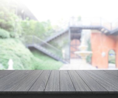 Top masa ve bina, arka plan bulanıklık