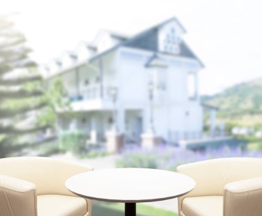 Top masa ve bina, arka plan bulanıklık