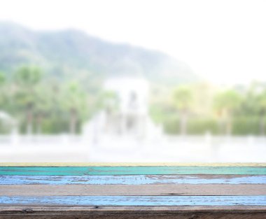 Top masa ve bina, arka plan bulanıklık