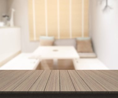 Arka plandaki Masa Üstü ve Bulanık Yemek Odası