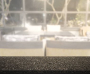 Arka planın Masa Üstü ve Bulanık Oturma Odası