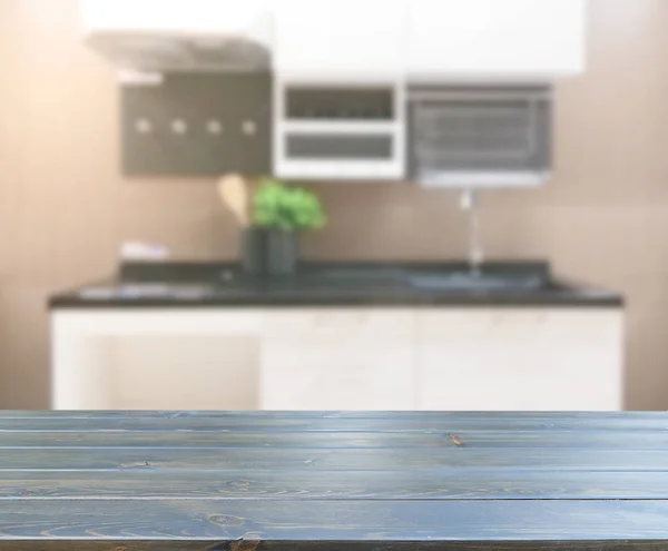 Masa üstü ve arka plan bulanıklık mutfak Oda — Stok fotoğraf