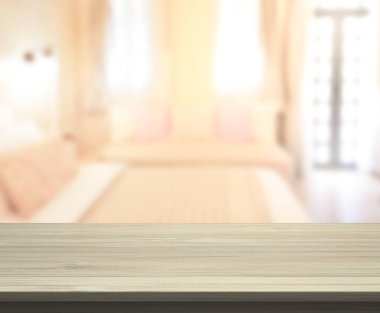 Masa üstü ve bulanıklık arka planda yatak odası