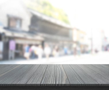 Top masa ve bina, arka plan bulanıklık